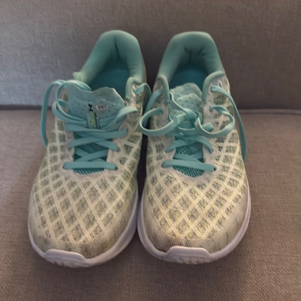 Women’s Under Amour Flow running Shoes